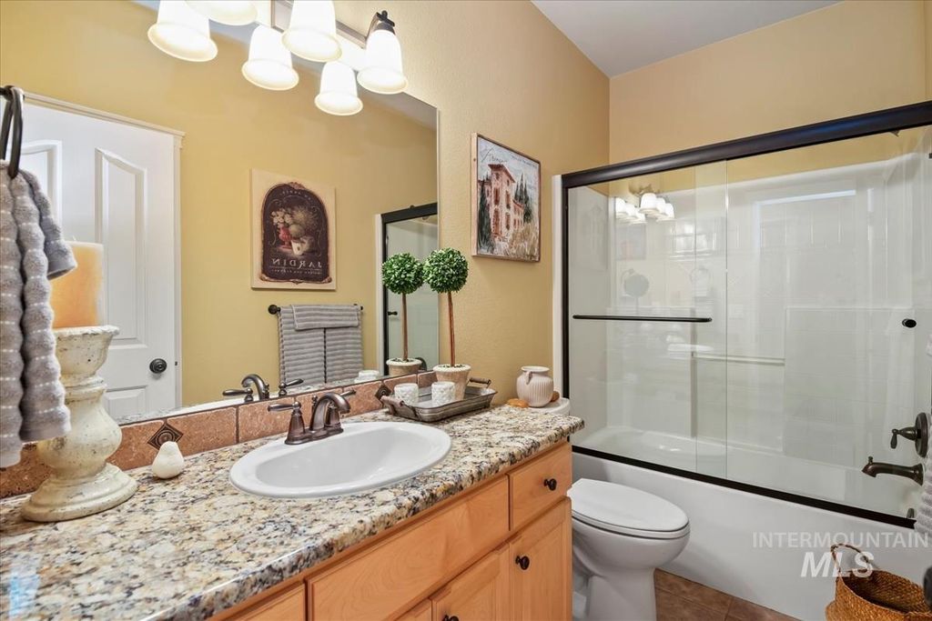 2899 N Silverleaf Way, Meridian, ID 83646 photo 5