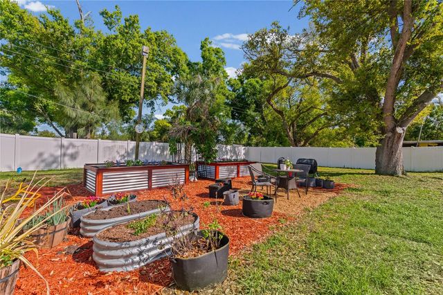3457 LALANI BOULEVARD, Sarasota, FL 34232