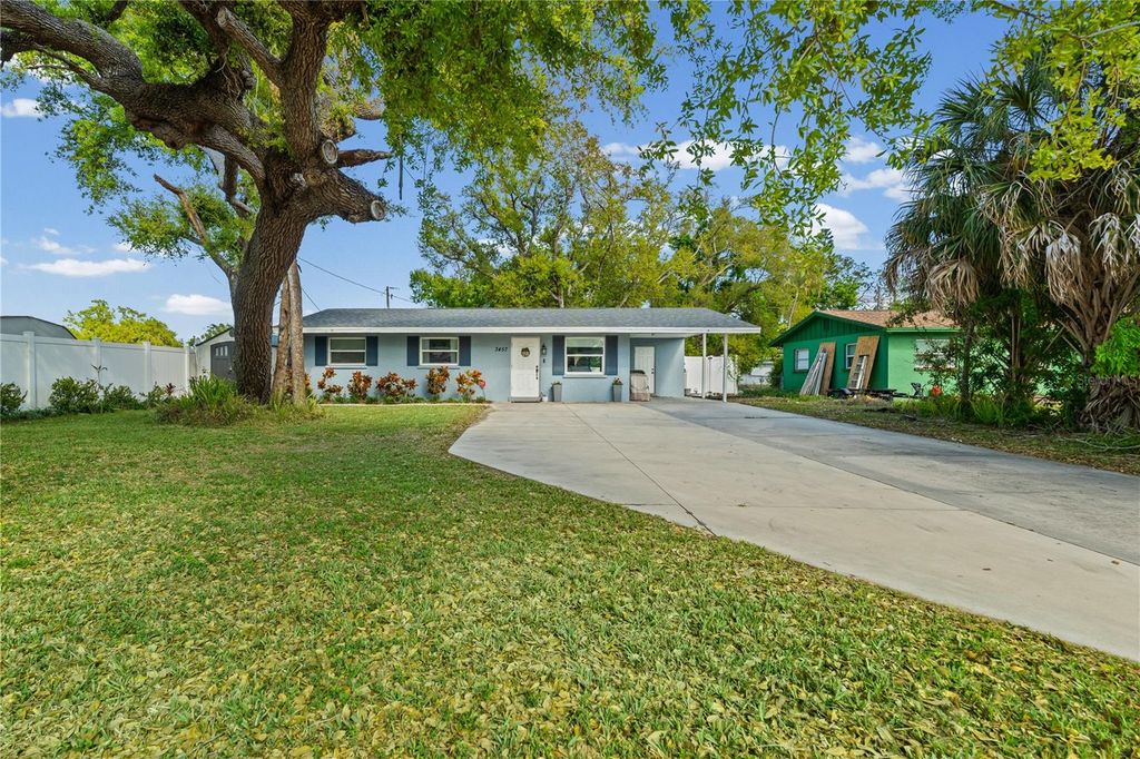 Image 22 of property listing at 3457 LALANI BOULEVARD, Sarasota, FL 34232