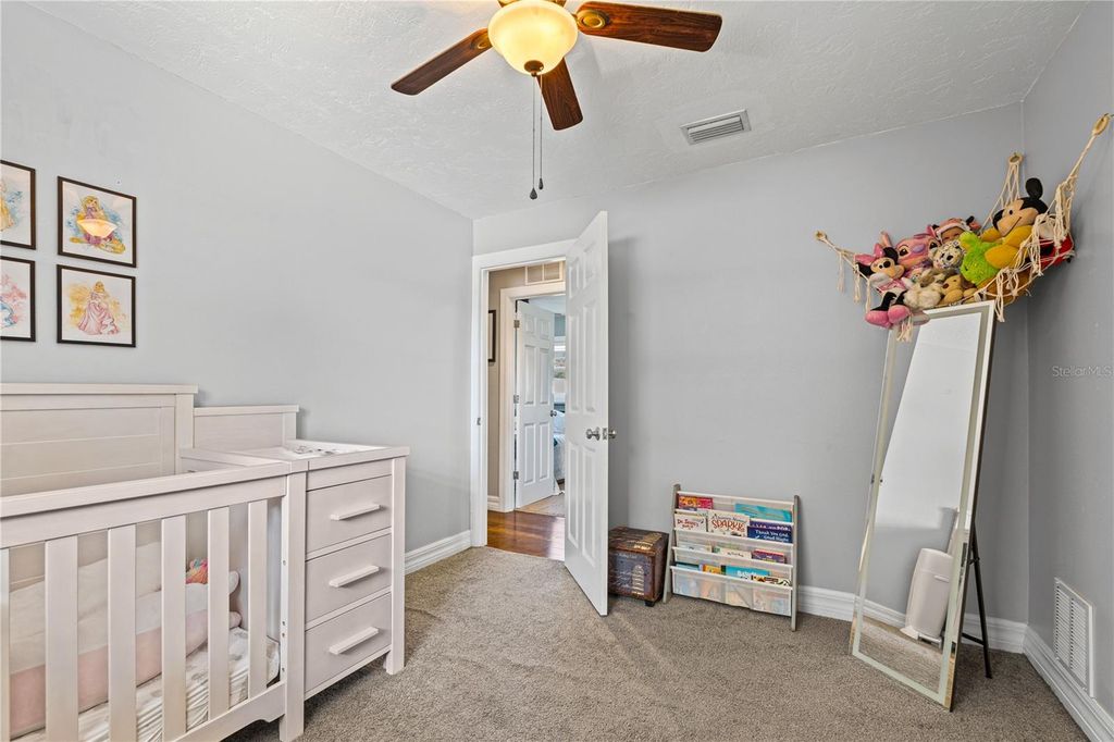 Image 8 of property listing at 3457 LALANI BOULEVARD, Sarasota, FL 34232