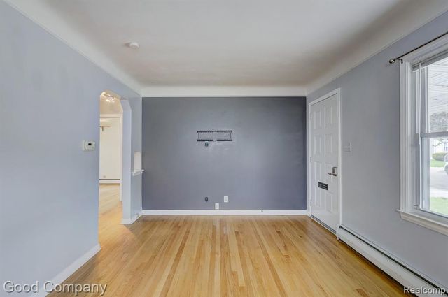 2011 Harwood Avenue, Royal Oak, MI 48067