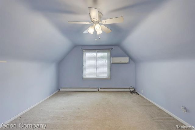 2011 Harwood Avenue, Royal Oak, MI 48067