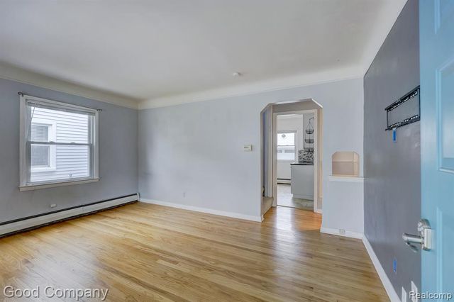 2011 Harwood Avenue, Royal Oak, MI 48067