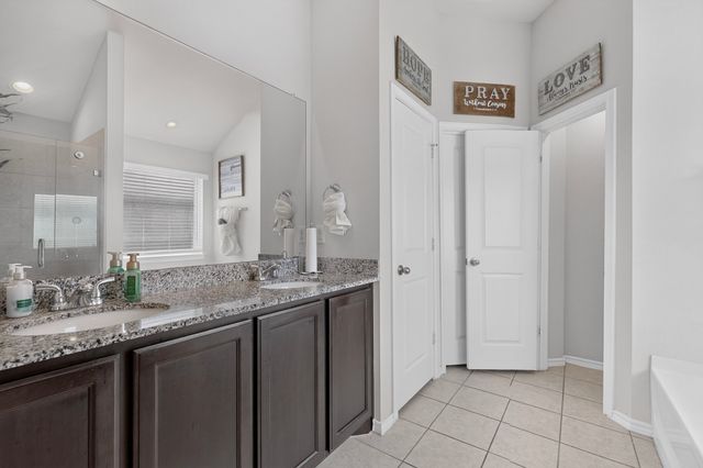 11700 Aldermoor Court, Fort Worth, TX 76036