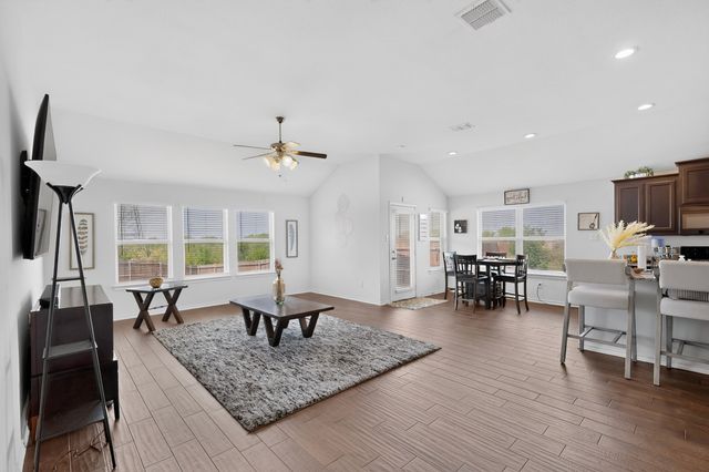 11700 Aldermoor Court, Fort Worth, TX 76036