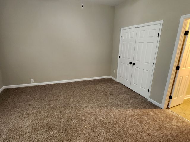 109 W 17th St, Columbia, TN 38401