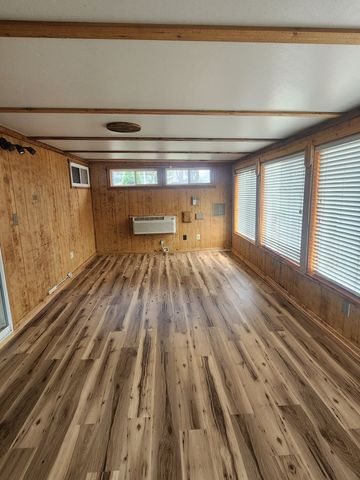 109 W 17th St, Columbia, TN 38401