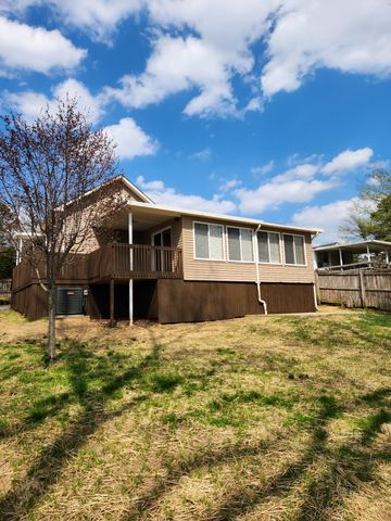 109 W 17th St, Columbia, TN 38401