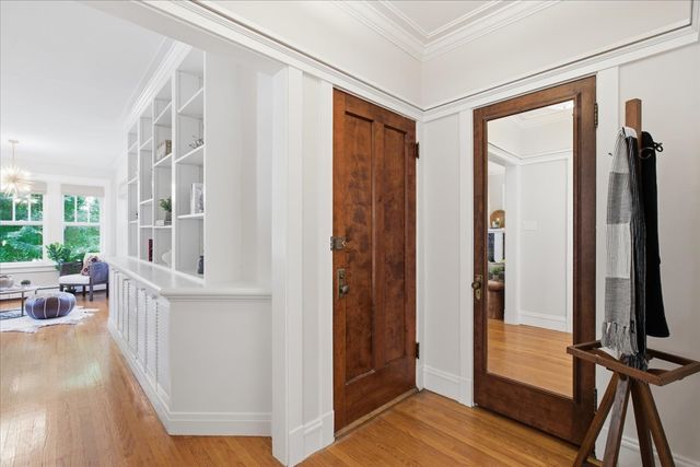 1625 W Rascher Avenue 1, Chicago, IL 60640