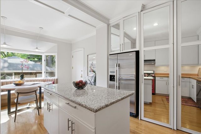1625 W Rascher Avenue 1, Chicago, IL 60640