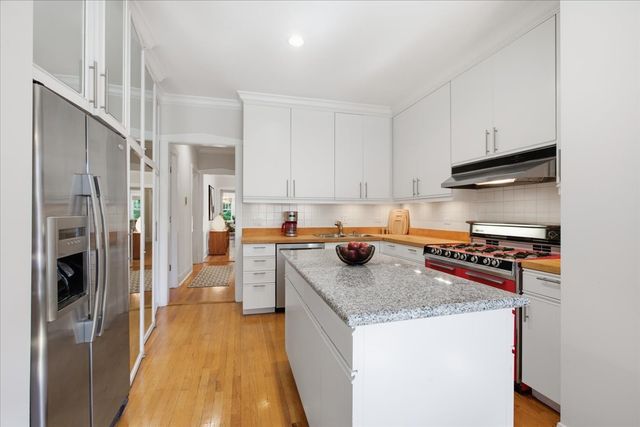 1625 W Rascher Avenue 1, Chicago, IL 60640