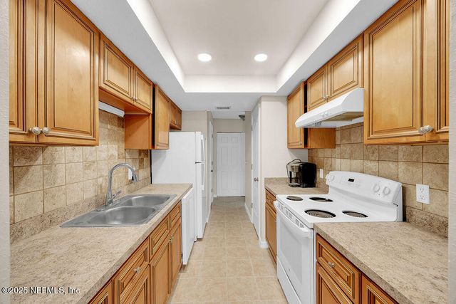 1830 WILLOWOOD Drive, Jacksonville, FL 32225