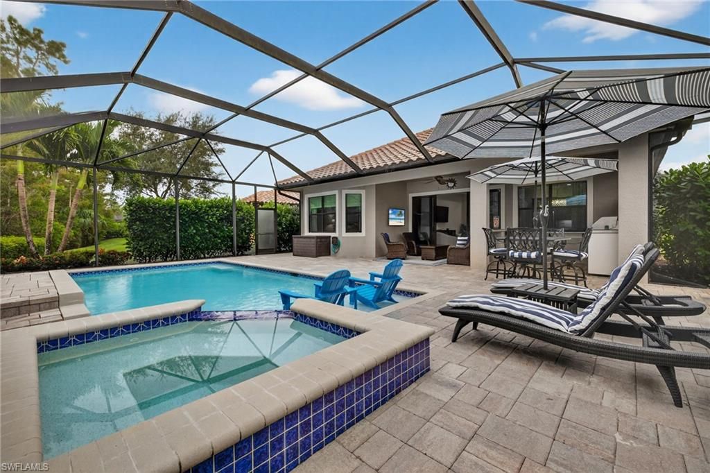 9219 Isla Bella CIR, Bonita Springs, FL 34135