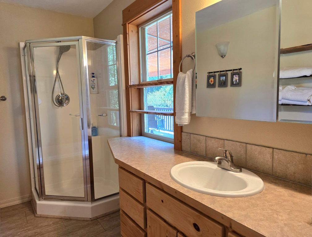 Image 25 of property listing at 22 Pinewoods Drive, Trout Creek, MT 59874