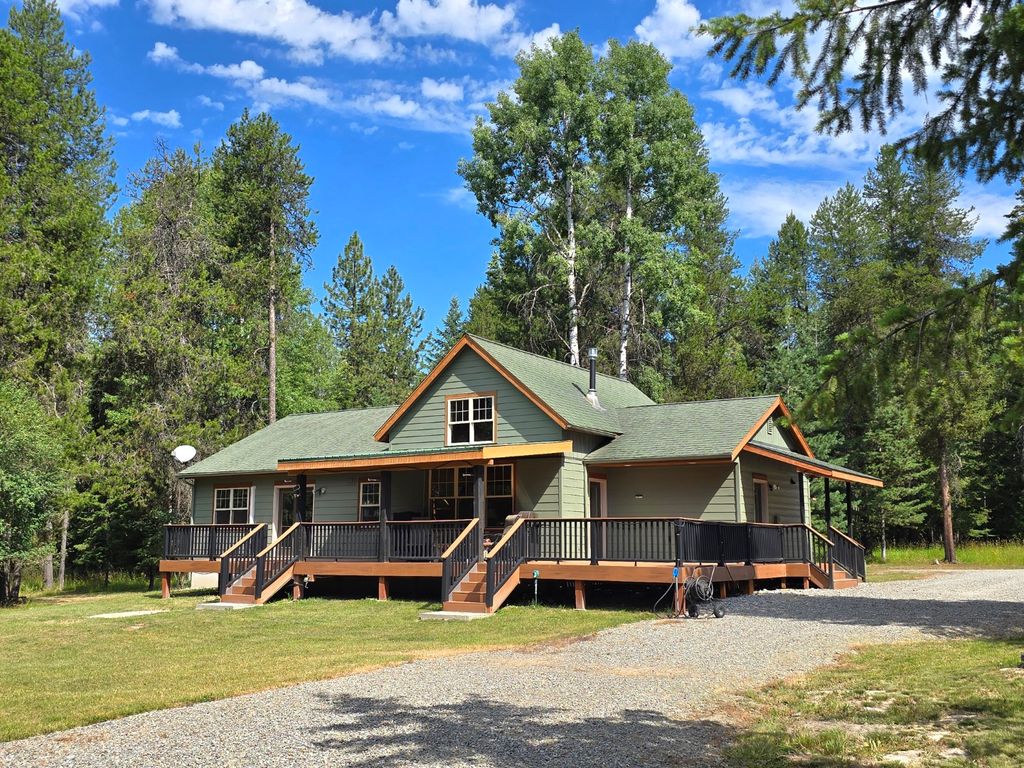 Image 4 of property listing at 22 Pinewoods Drive, Trout Creek, MT 59874