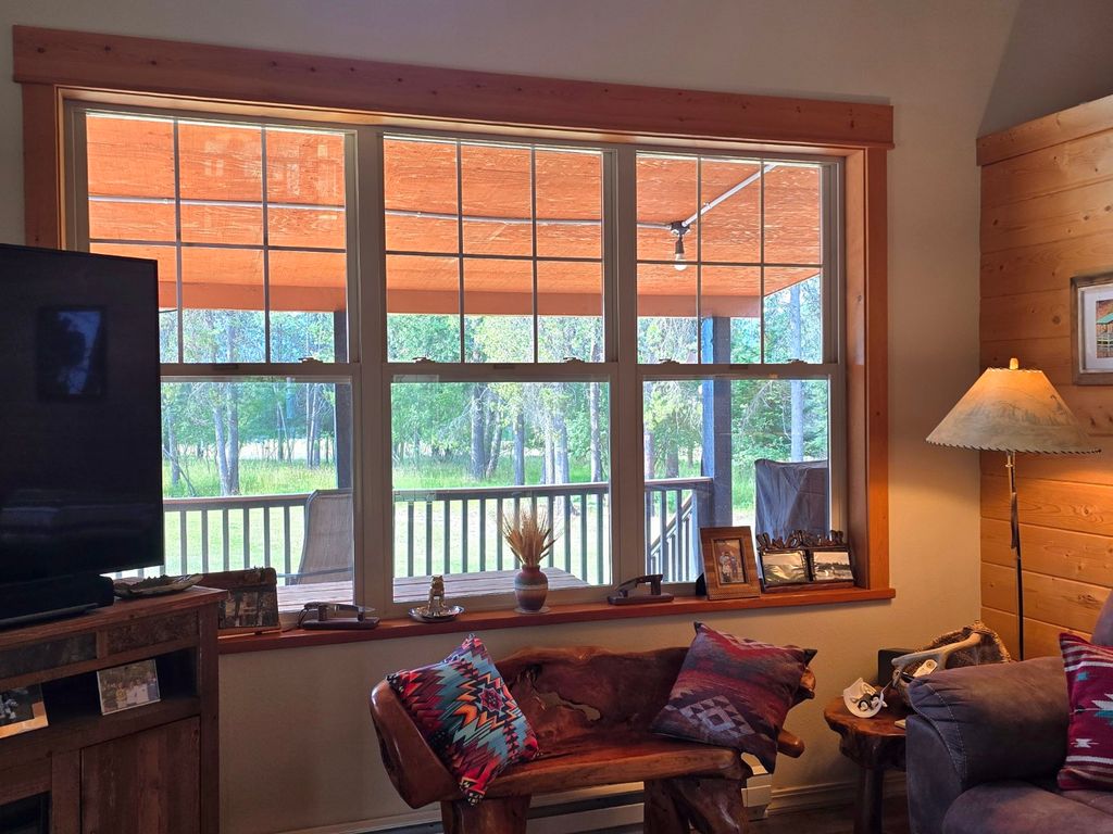 Image 9 of property listing at 22 Pinewoods Drive, Trout Creek, MT 59874