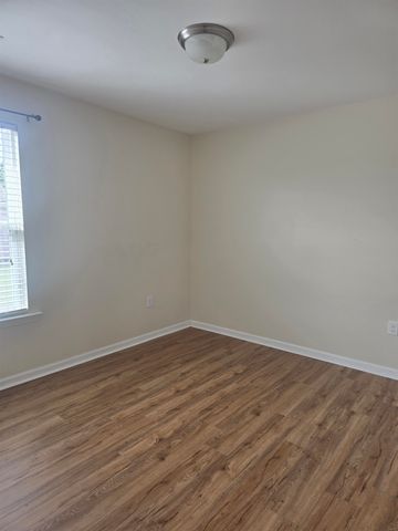 1328 Valor Rd., Conway, SC 29527