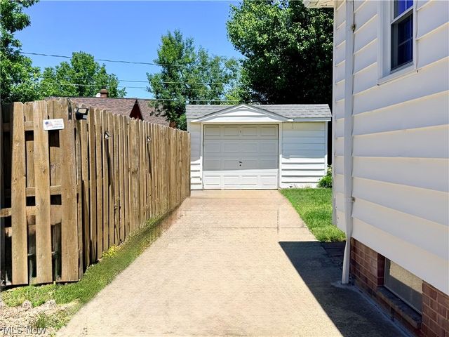 4610 Redfern Road, Parma, OH 44134