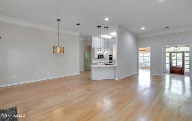 101 Honey Locust Court, Madison, MS 39110