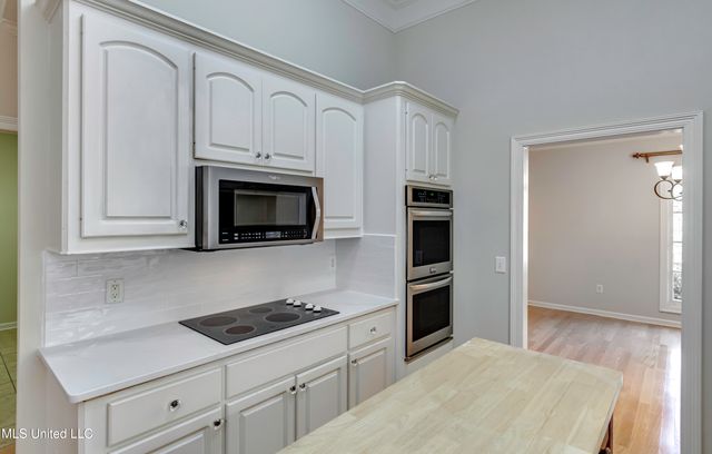 101 Honey Locust Court, Madison, MS 39110