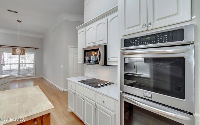 101 Honey Locust Court, Madison, MS 39110