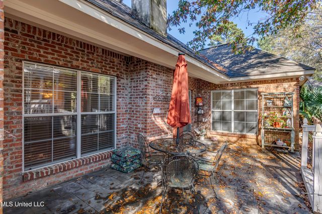 101 Honey Locust Court, Madison, MS 39110