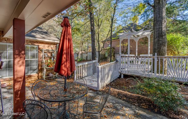 101 Honey Locust Court, Madison, MS 39110