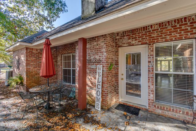 101 Honey Locust Court, Madison, MS 39110