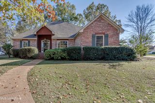 101 Honey Locust Court, Madison, MS 39110