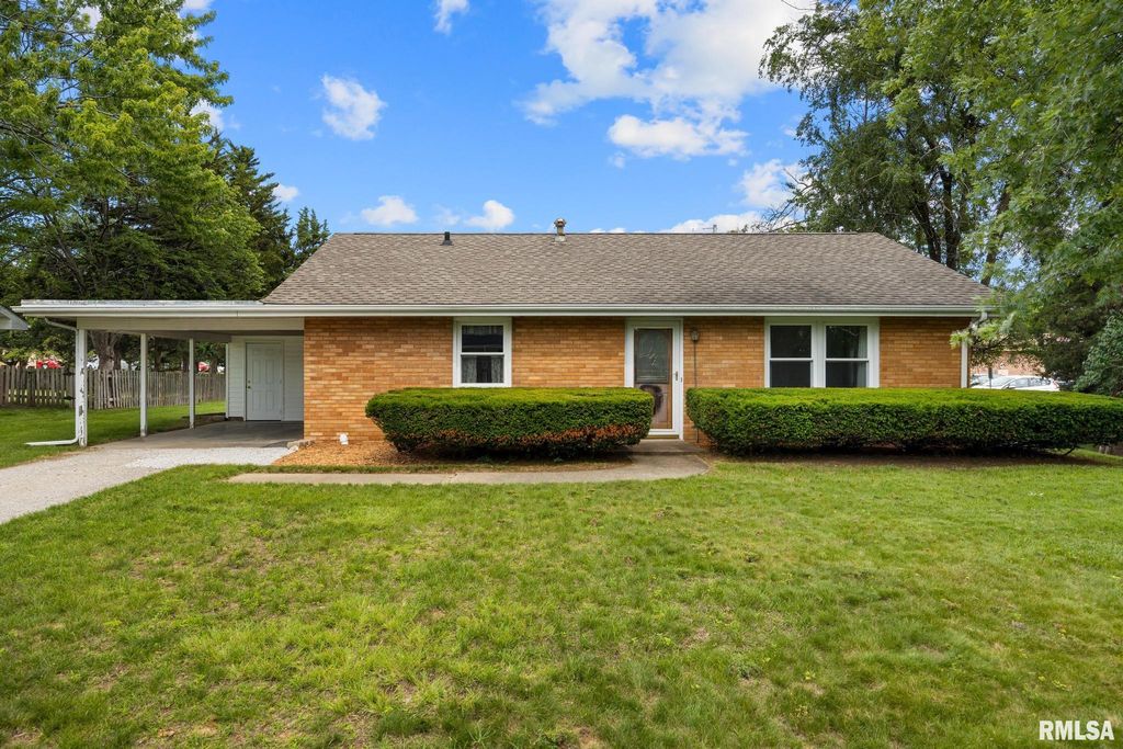 4918 N GRACELAND Drive, Peoria, IL 61614