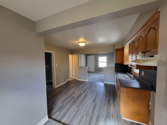 22032 Elizabeth Street, Saint Clair Shores, MI 48080