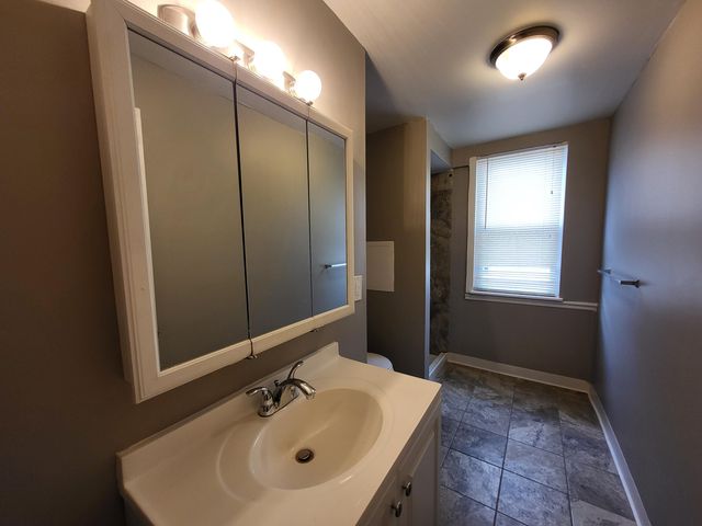 22032 Elizabeth Street, Saint Clair Shores, MI 48080