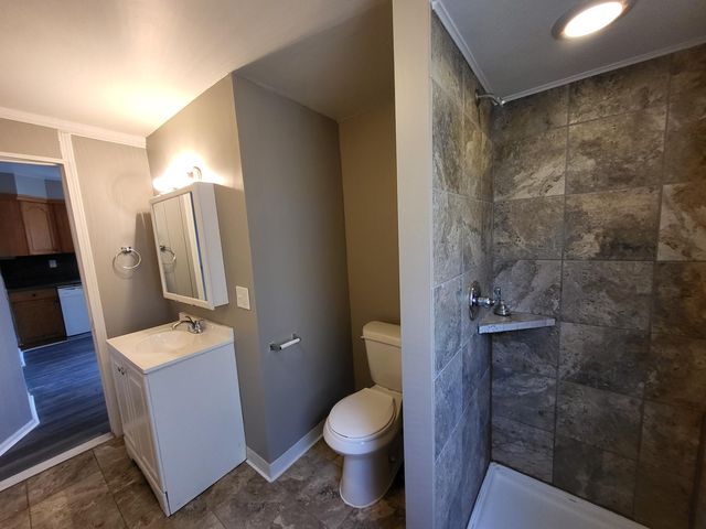 22032 Elizabeth Street, Saint Clair Shores, MI 48080