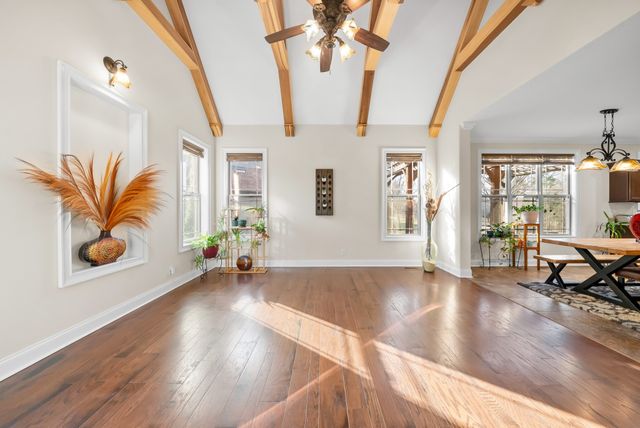 531 Stonegate Dr, Clarksville, TN 37043