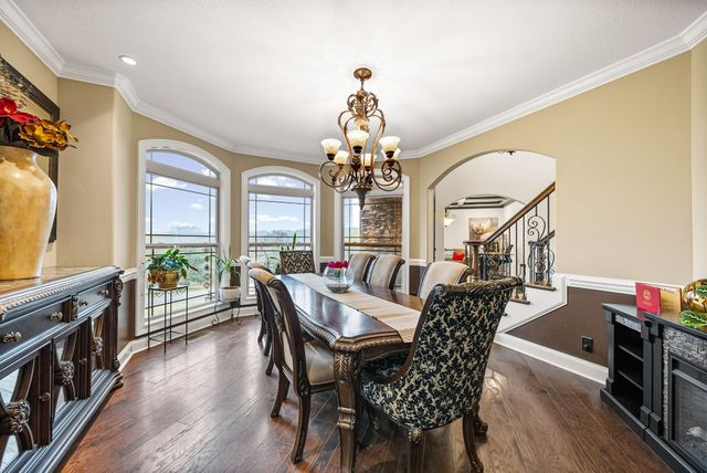 531 Stonegate Dr, Clarksville, TN 37043