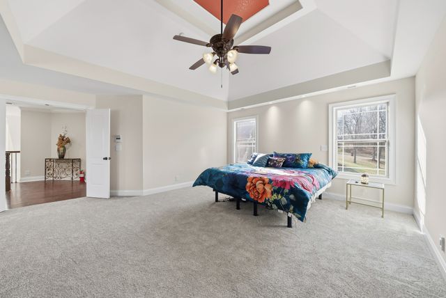 531 Stonegate Dr, Clarksville, TN 37043