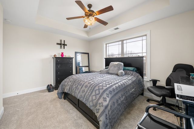 531 Stonegate Dr, Clarksville, TN 37043