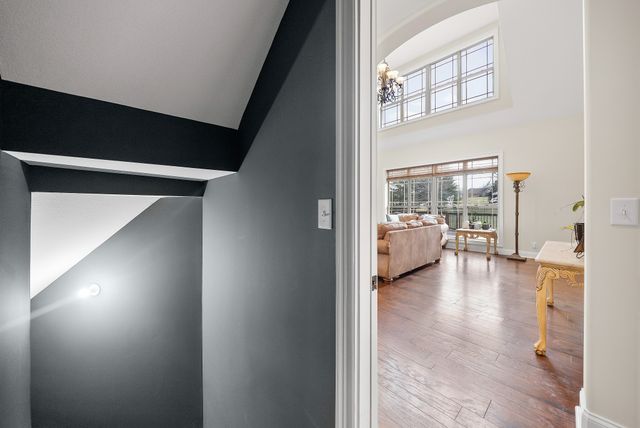 531 Stonegate Dr, Clarksville, TN 37043