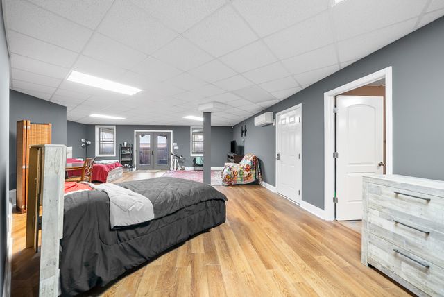 531 Stonegate Dr, Clarksville, TN 37043