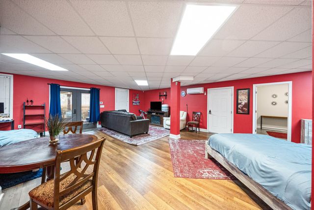 531 Stonegate Dr, Clarksville, TN 37043