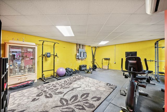 531 Stonegate Dr, Clarksville, TN 37043