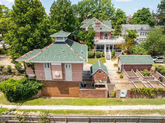 1414 N Benton Avenue, Springfield, MO 65802
