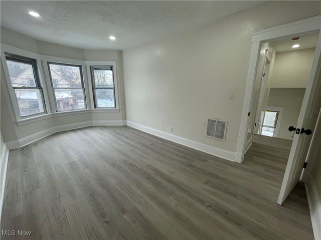 9703 Elwell Avenue, Cleveland, OH 44104