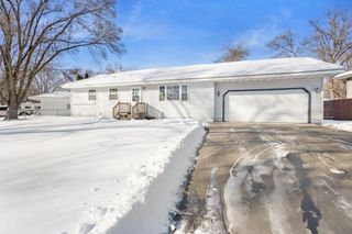 809 Oak Ridge Point NE, Blaine, MN 55434