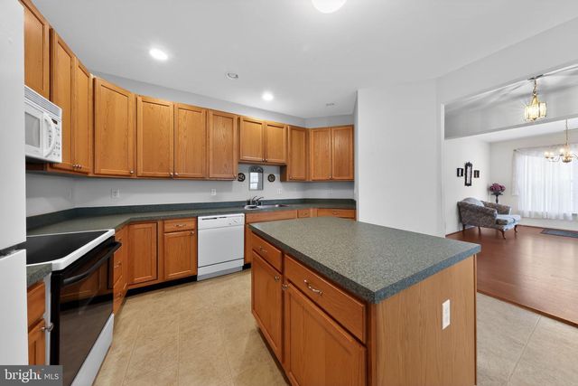 27 SPRINGMILL DR, Middletown, DE 19709