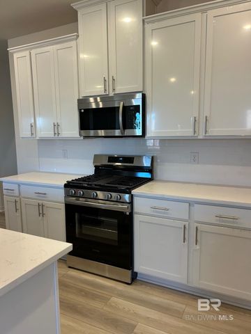 18127 Kent Circle, Foley, AL 36535