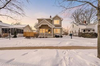 2795 Robina Avenue, Berkley, MI 48072