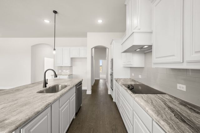 12980 Little Wolf Drive, Godley, TX 76044