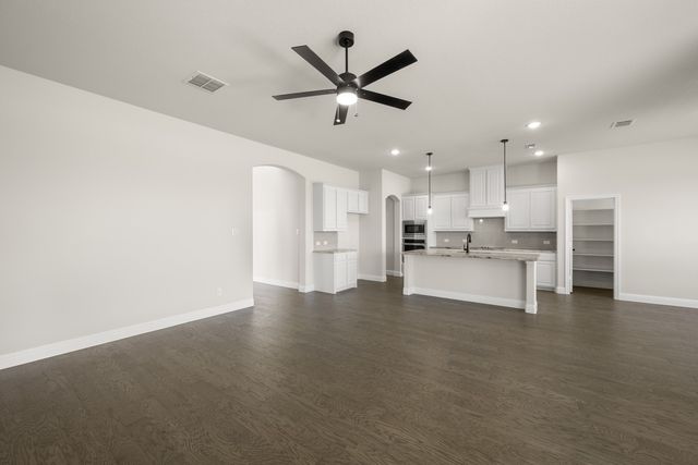 12980 Little Wolf Drive, Godley, TX 76044