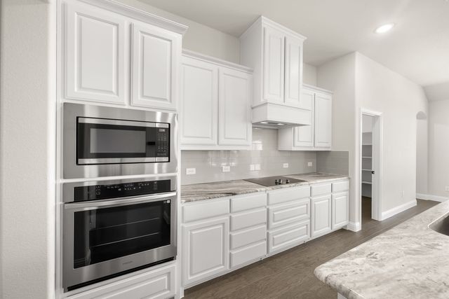 12980 Little Wolf Drive, Godley, TX 76044